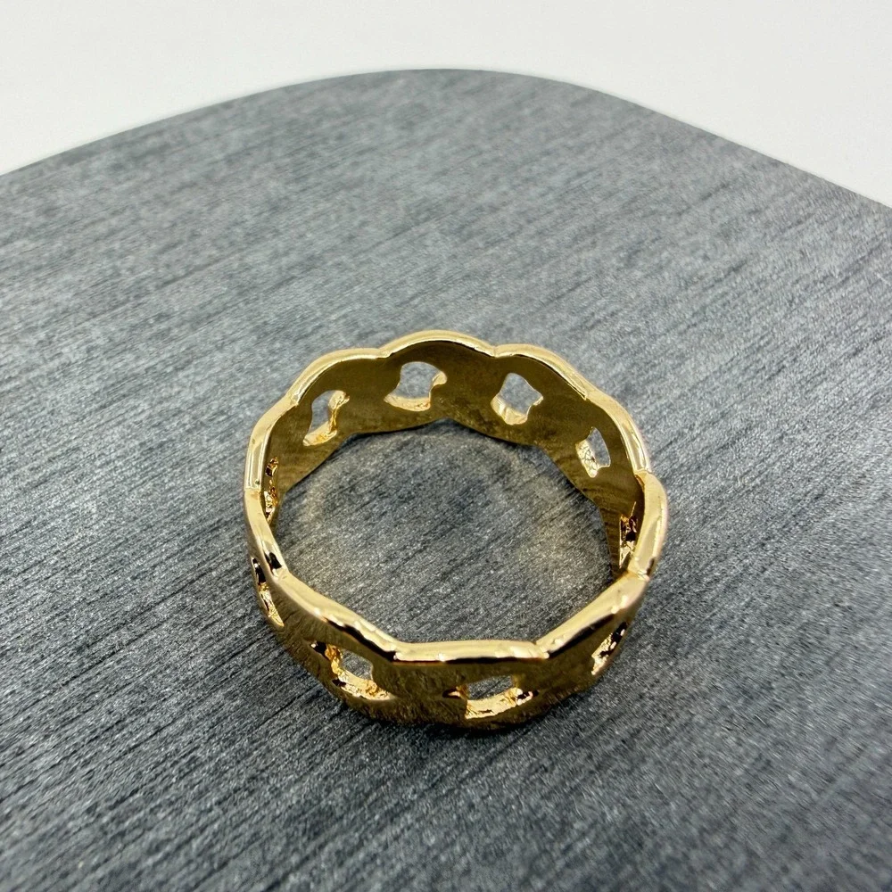 Y2K Gold Tone Cutout Link Band Ring Stackable Minimalist Fashion Jewelry Gift